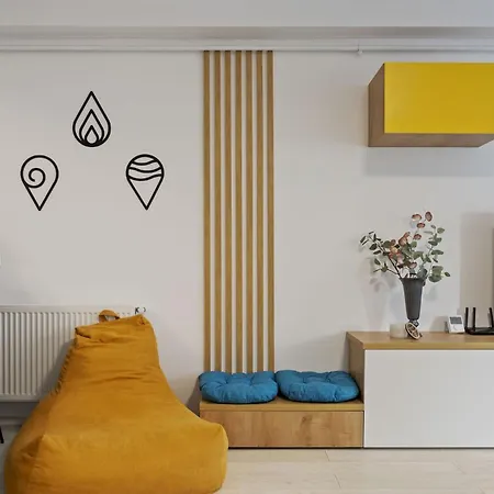 Brighthouse With View Apartment
