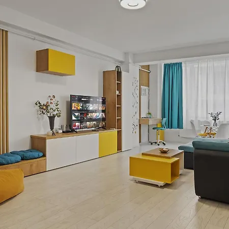 Brighthouse With View Apartment *