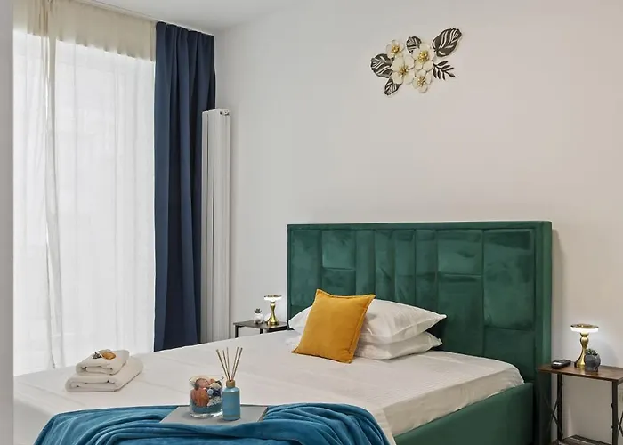 Brighthouse With View *